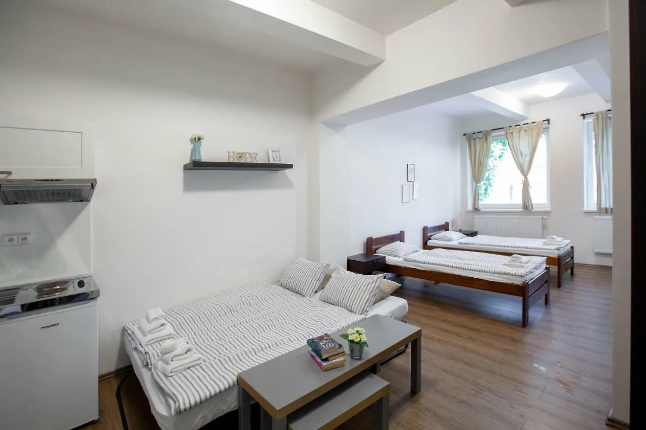 Zizkov Cosy Studio Apartments Prague
